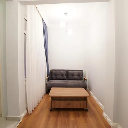 My House Ist My House Metroya 2 Dk Mutfaklı Geniş Odalar İstanbul