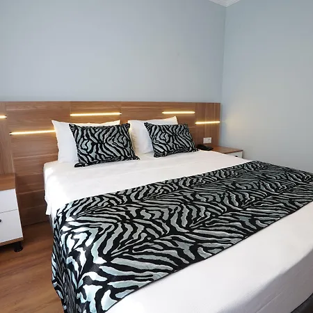 My House Ist My House *